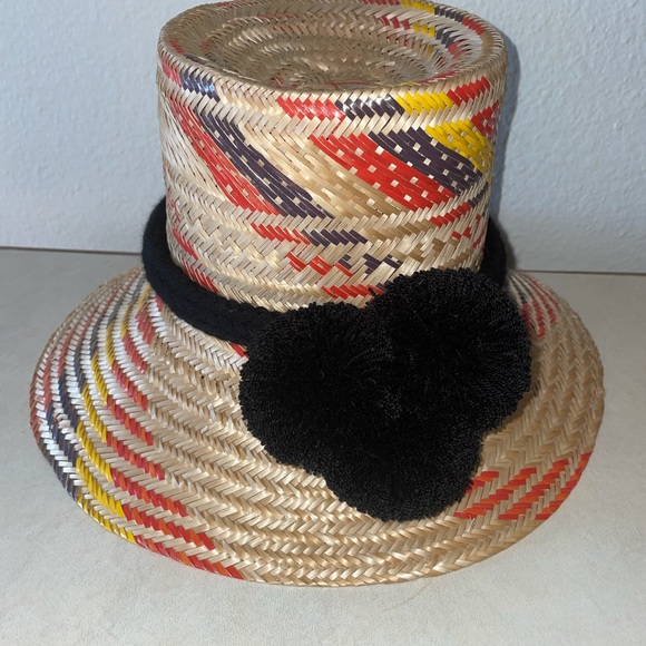 Wayuu hat, nice and tall. Medium fit. Authentic, unworn. - Picture 2 of 2